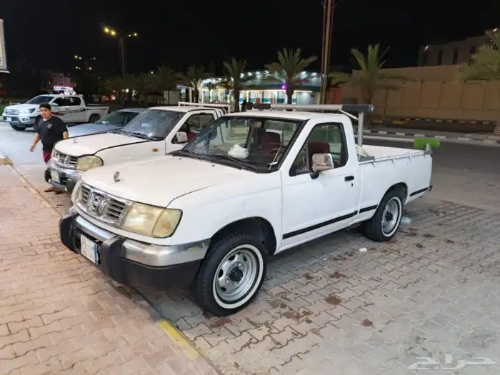 نيسان ددسن موديل 2000 6