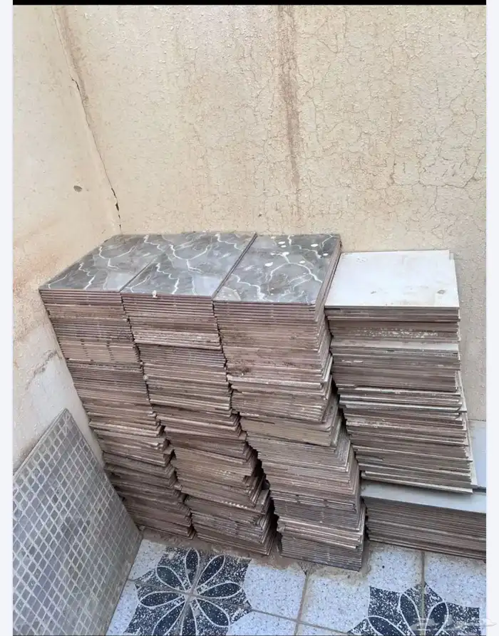 بلاط للبيع عاجل 0