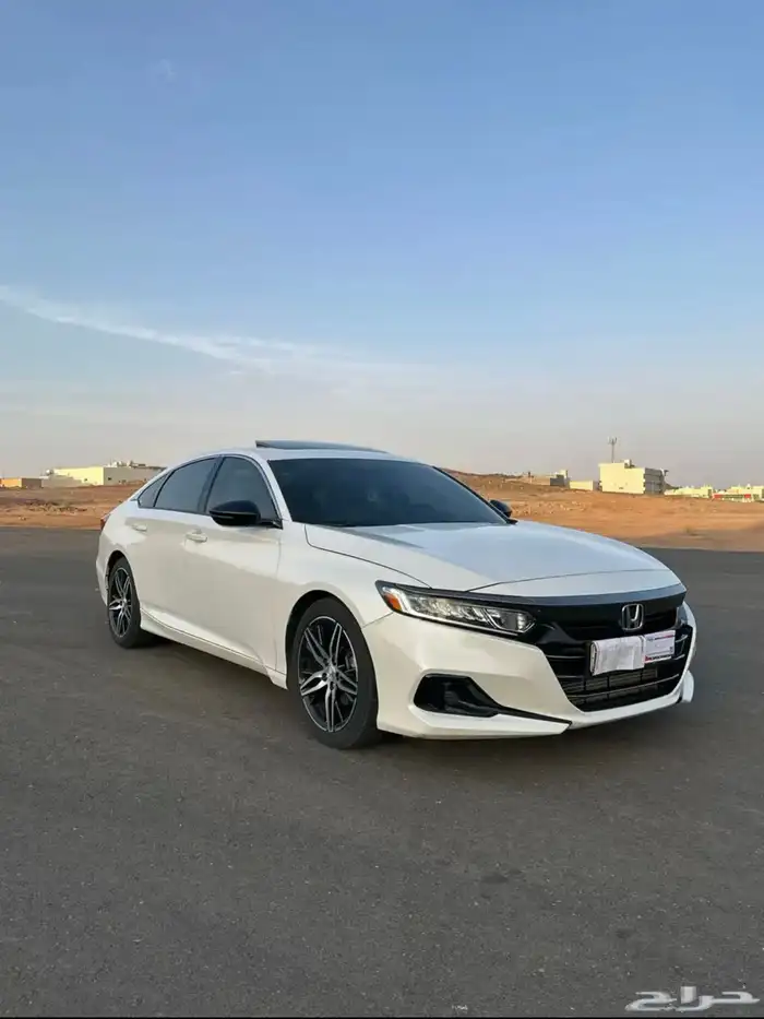 اكورد 2022 سبورت نظيف مالك اول للبيع 2