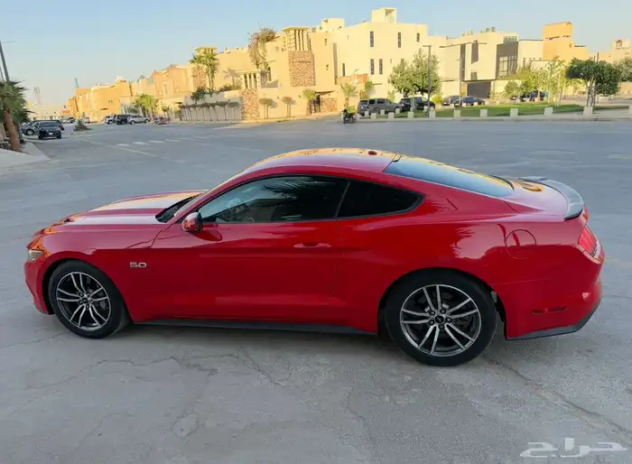 موستنج GT مخزن - 5.0 بريميوم فل كامل 2