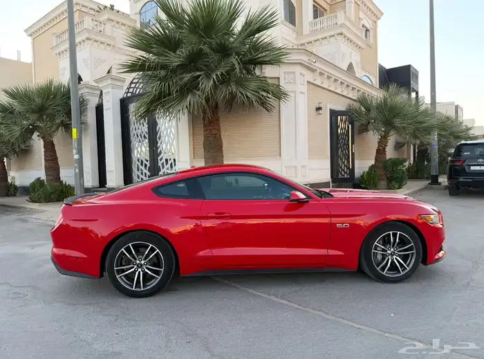 موستنج GT مخزن - 5.0 بريميوم فل كامل 1
