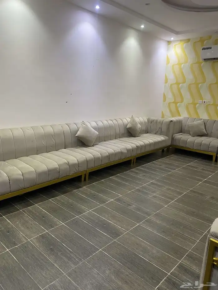 كنب للبيع 1