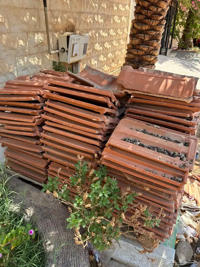 قرميد للبيع حد300 0