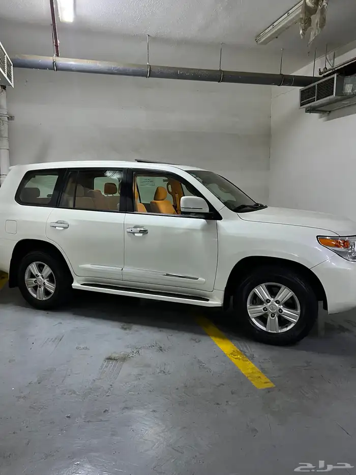 جيب جي اكس ار 2011 نظيف v6 5