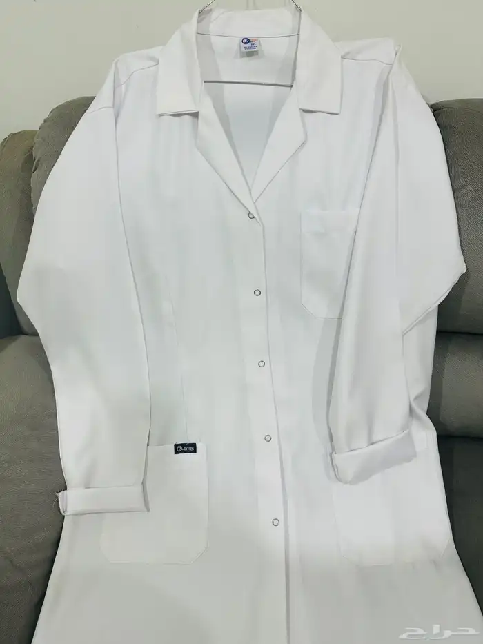 بالطو طبي نسائي مقاس 42 XL جديده والله واقمشتها ممتازه 4