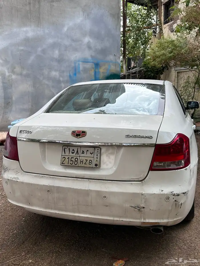 جيلي 8 موديل 2012 4