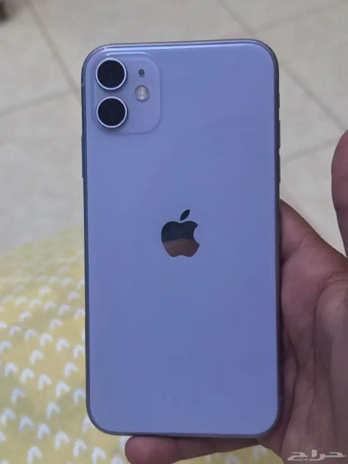 للبيع جوال آيفون 11 3