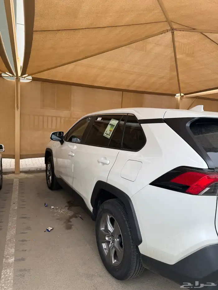 راف فور هايبرد 2025 7