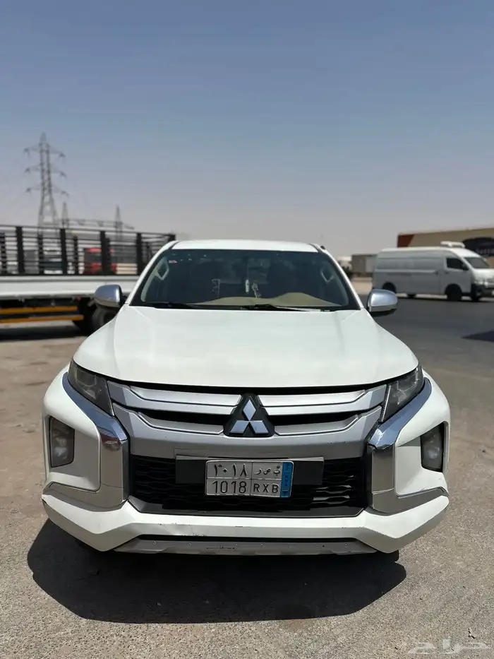 ميتسوبيشي L200 2022 0
