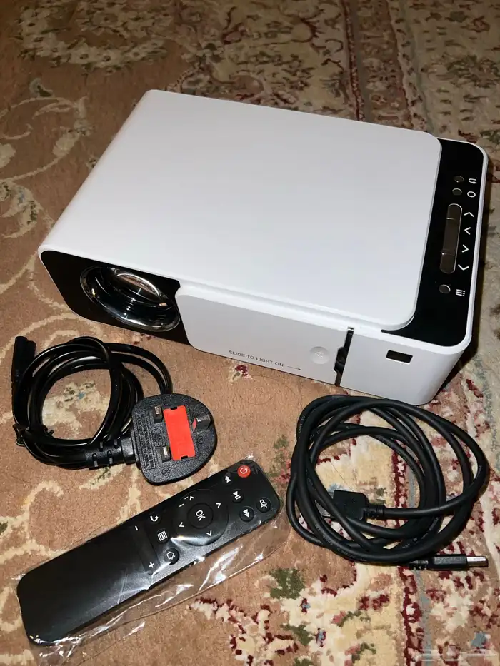 للبيع جهاز بروجكتر ( PROJECTOR ) تعليمي ترفيهي . 3