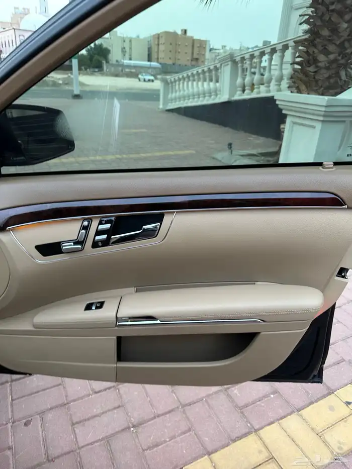 مرسيدس جفالي s300 2012 لاررج بحالة الوكالة 41