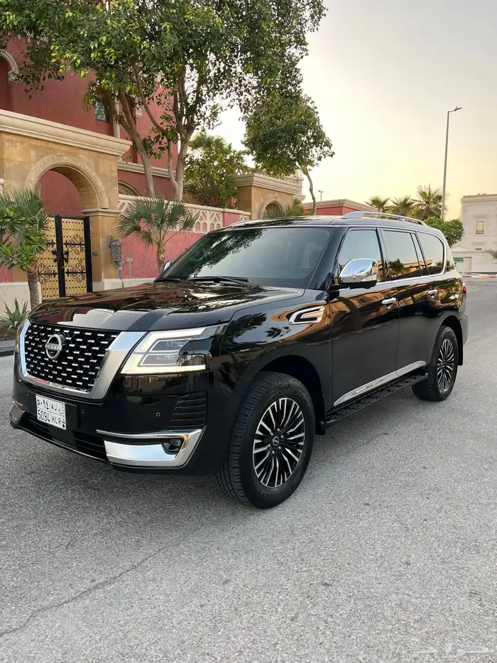للبيع نيسان باترول بلاتينيوم 2024 V6 0