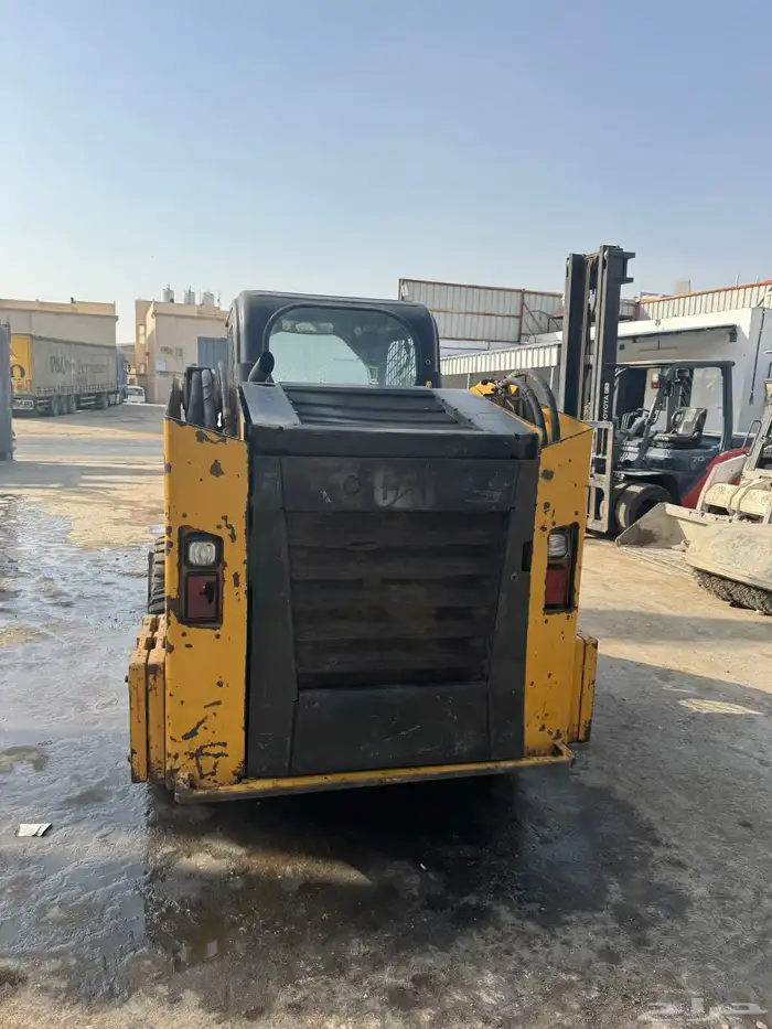 للبيع بوبكات كتر بلر حجم 246 3