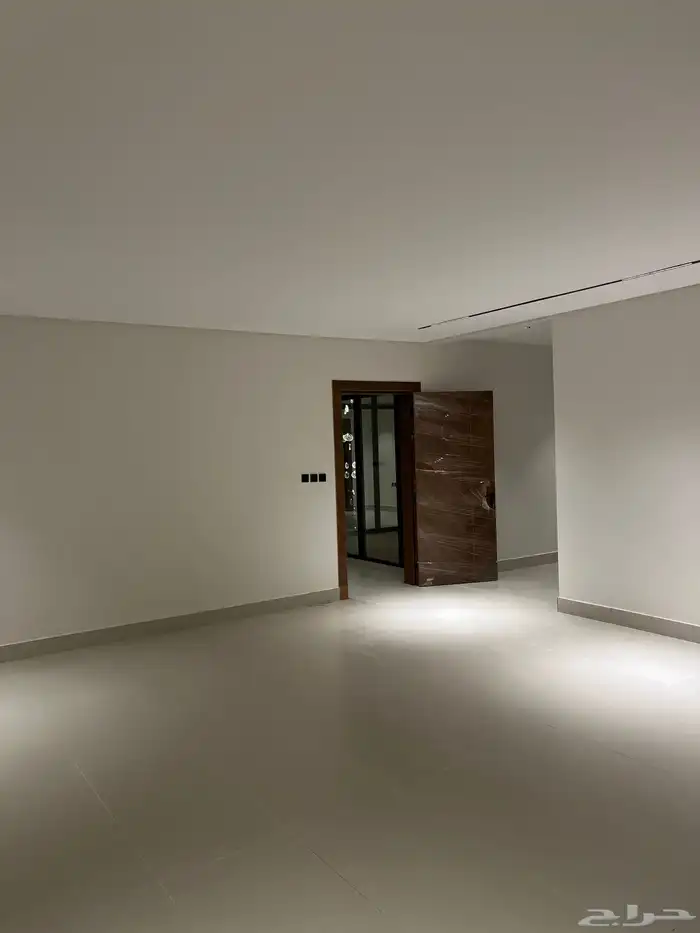 فيلا مساحة 270 م بحي المهدية تصميم مودرن و 7 غرف نوم 15