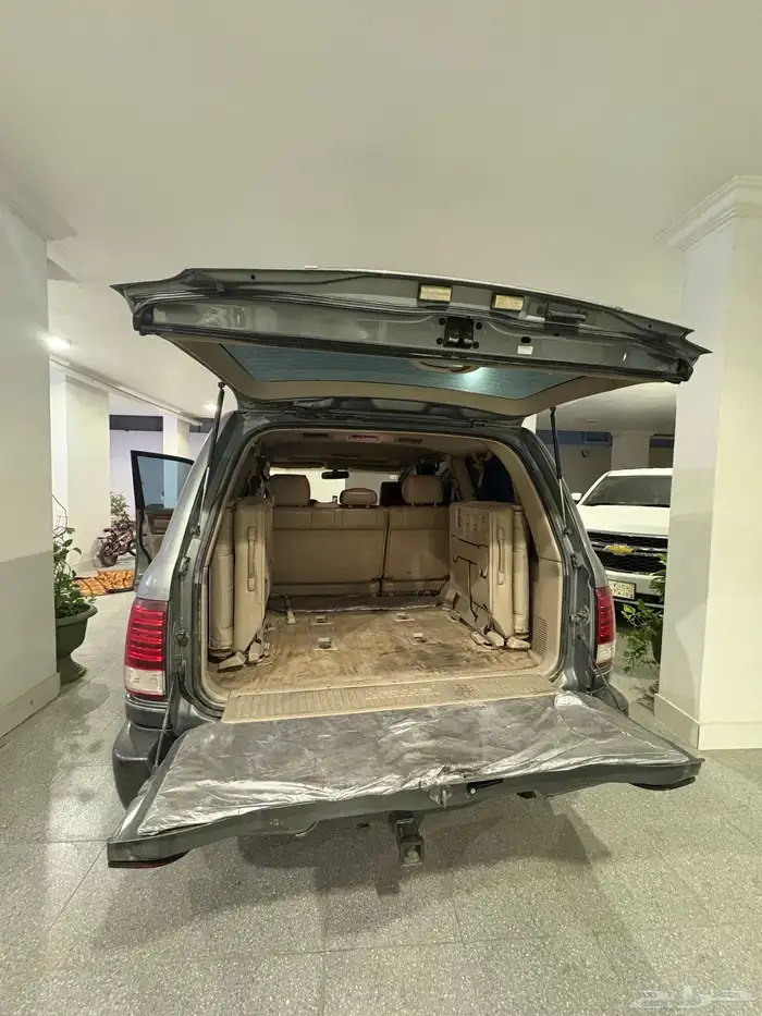 لكزس LX470 موديل 2001 13