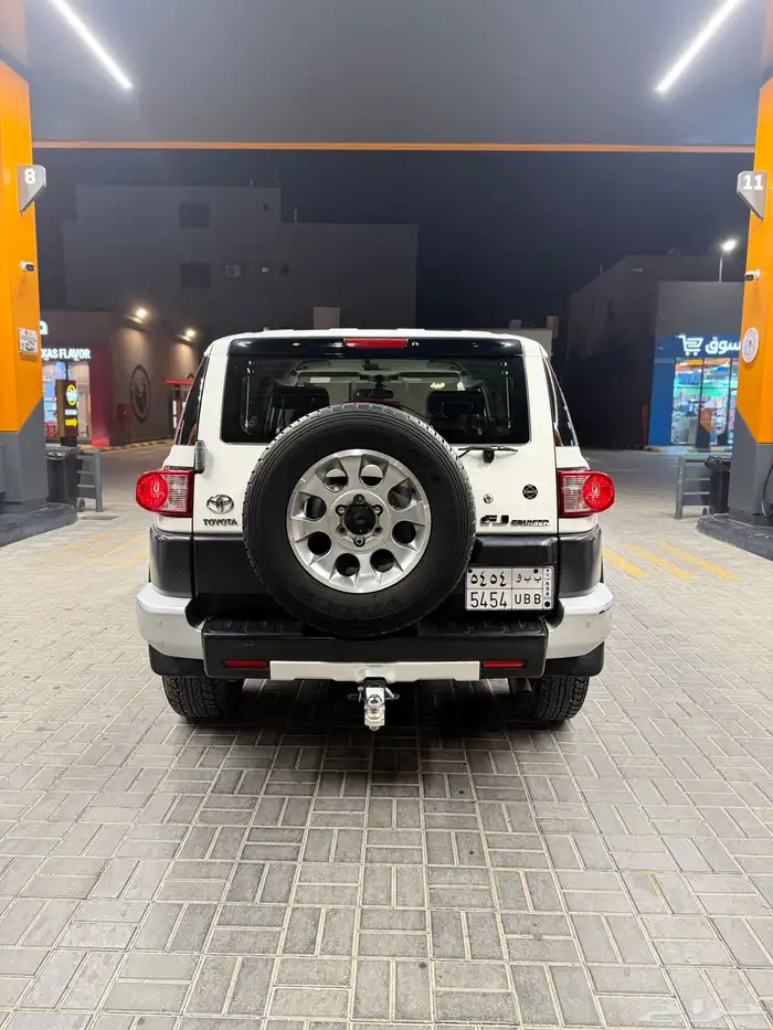 اف جي 8
