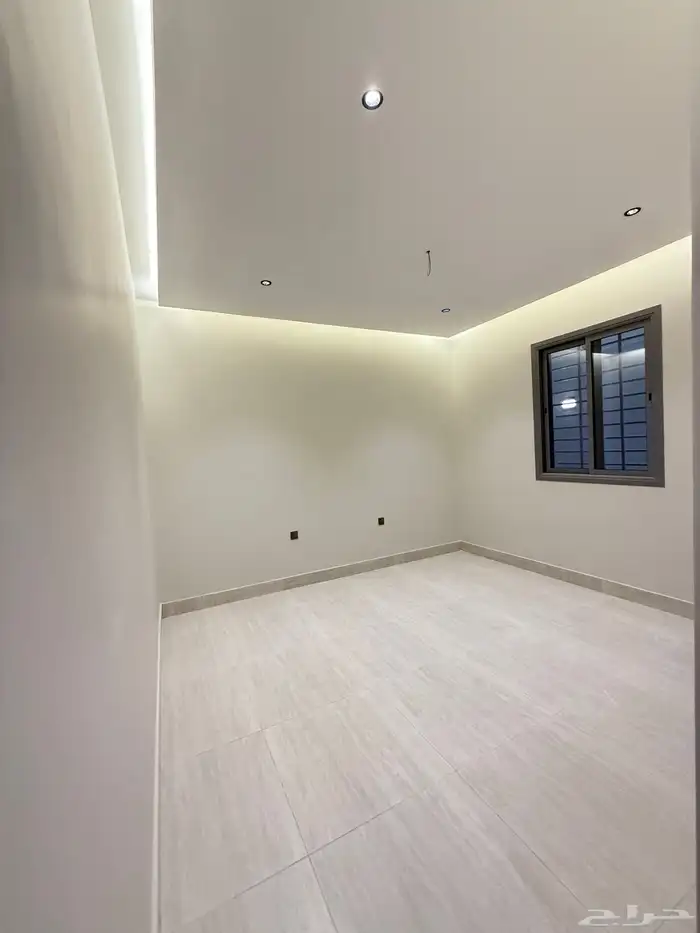 لللبيع ادوار ارضيه حي المصييف 6 غرف وغرفه حارس بسعر 550الف 28
