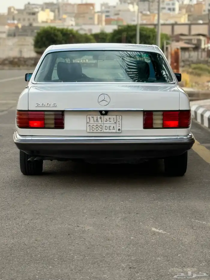 مرسيد بنز S280 كلاسك مخزن قمة في النظافة قير عادي 1985 11