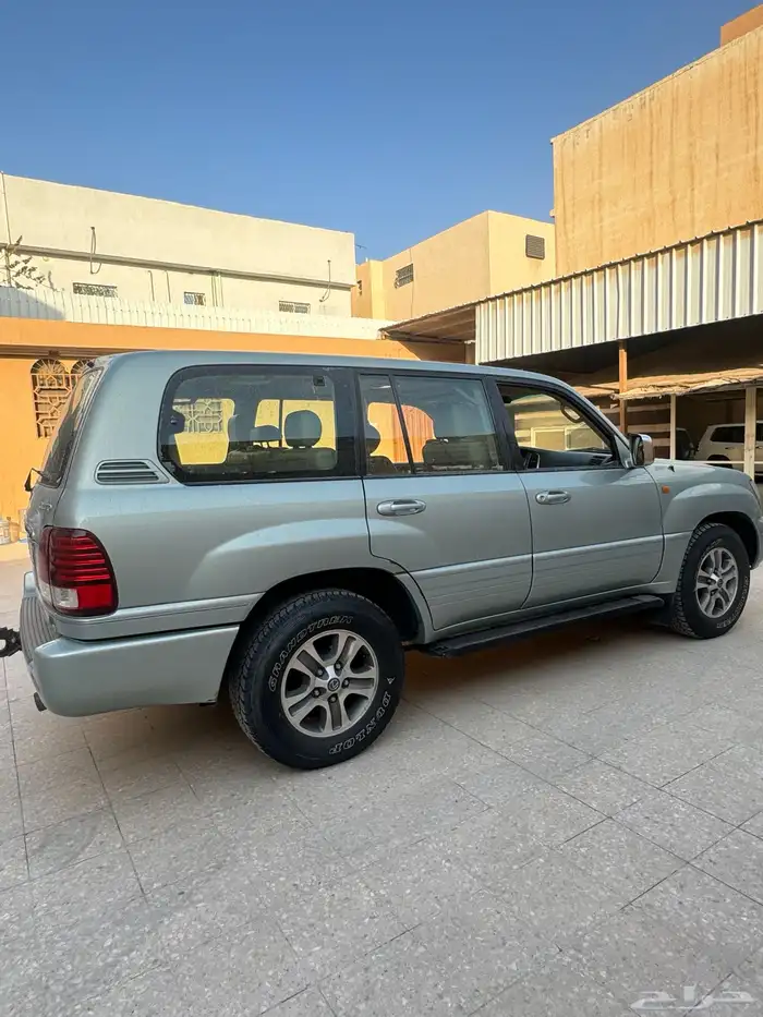النوع  لكزس -الفئه  LX470 الممشى 223 الف -المديل  2003 1