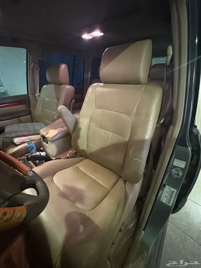 لكزس LX470 موديل 2001 17