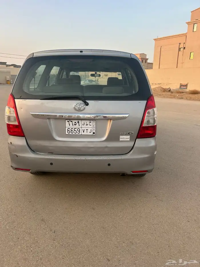 للبيع انوفا 2015 4