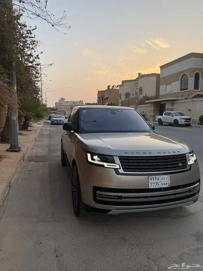 للبيع رنج روفر 6 سلندر موديل 2023 وارد امريكا 2