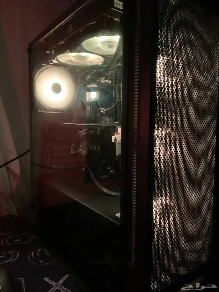 بي سي قيمنق قوي 3080 5800x 32RAM 2.5TB 2
