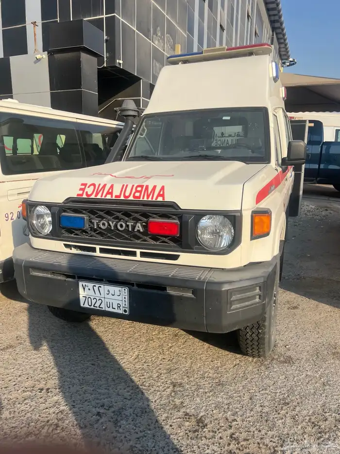 سيارات اسعاف لاجار 0