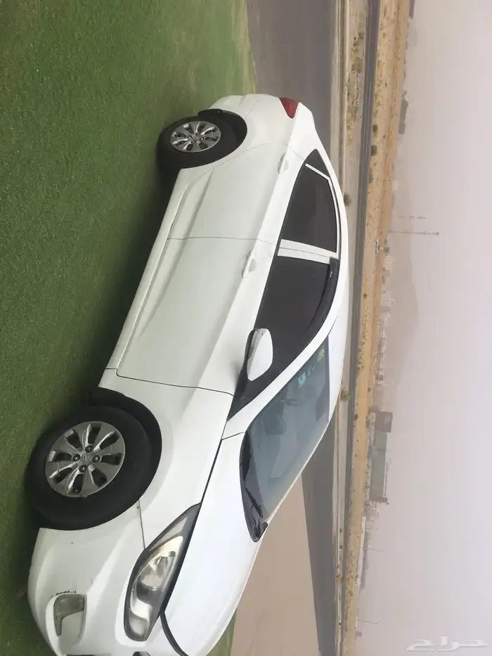للبيع اكسنت 2014 1