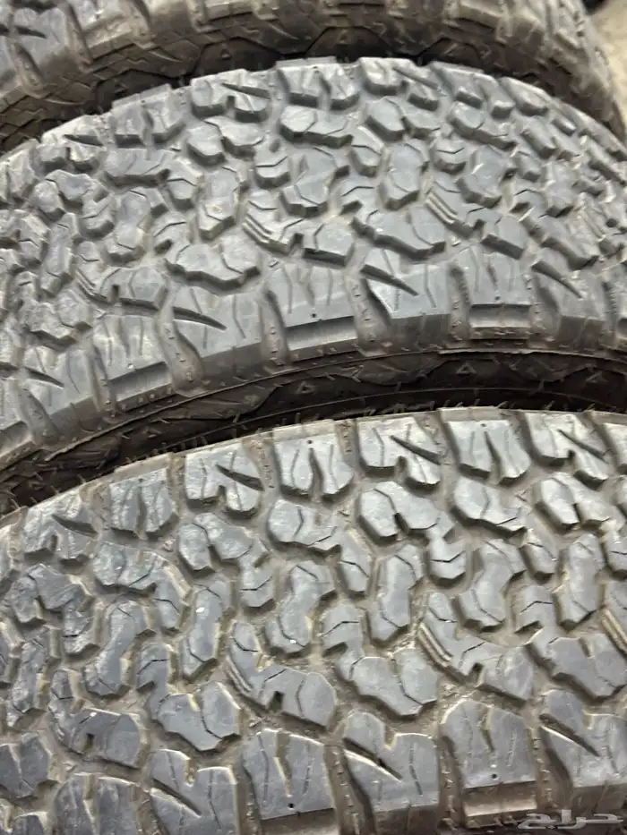 كفرات حجريه شبه جديد نظيفه مقاس 18-65-285 7