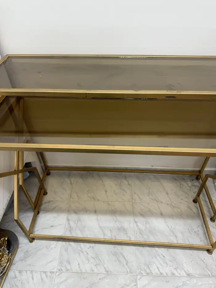 طاولة تقاديم 2