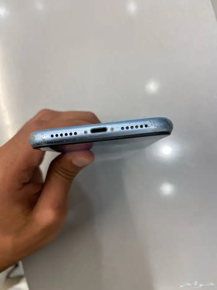 ايفون اكس ار 4