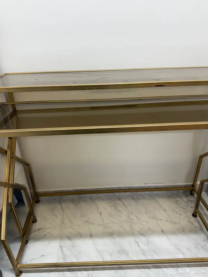 طاولة تقاديم 1