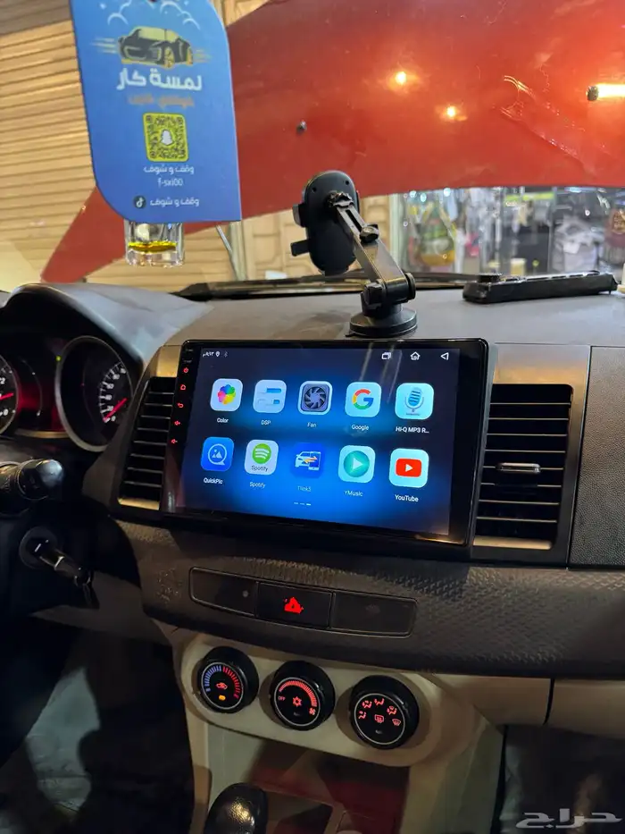 شاشة مستوبيشي لانسر 2010 1