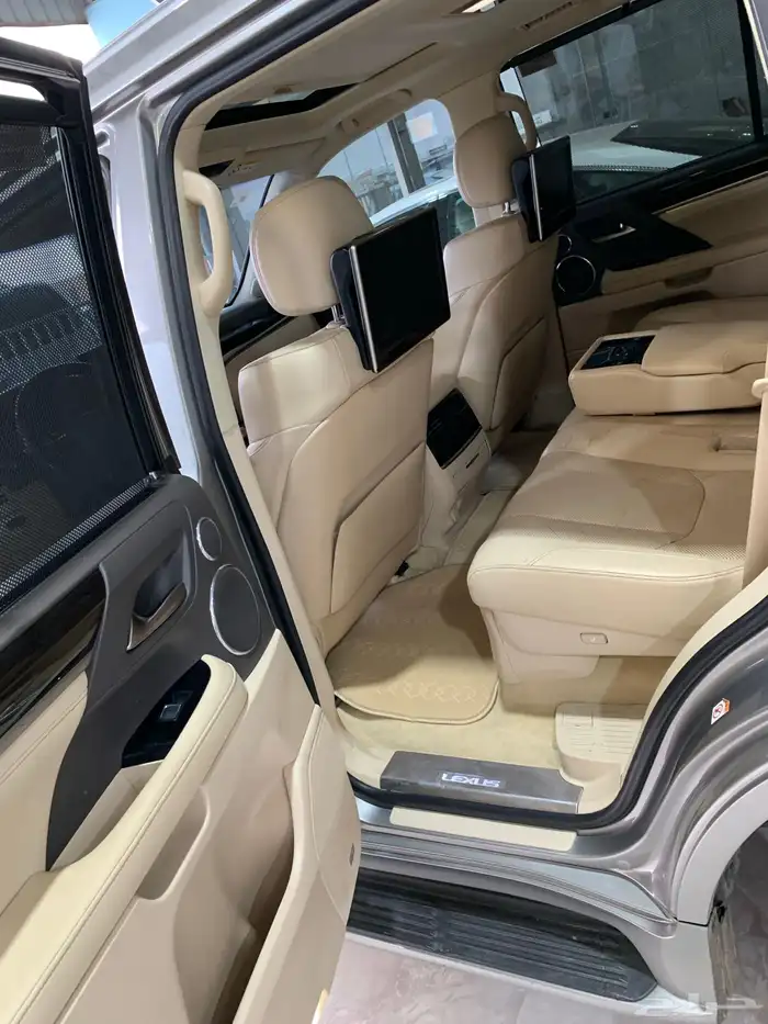 لكزس LX 2019 شرط الفحص 10