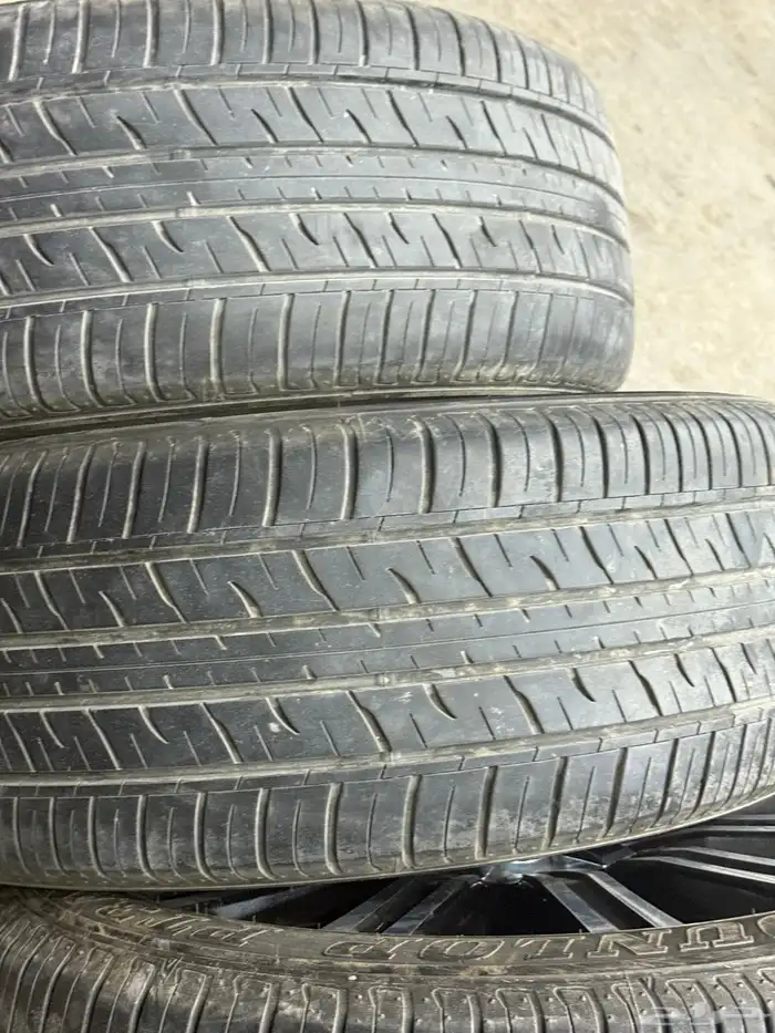 اربعه كفرات دلوب جيب مع جنوط لكزز مقاس 21-50-275 شبه جديد 13