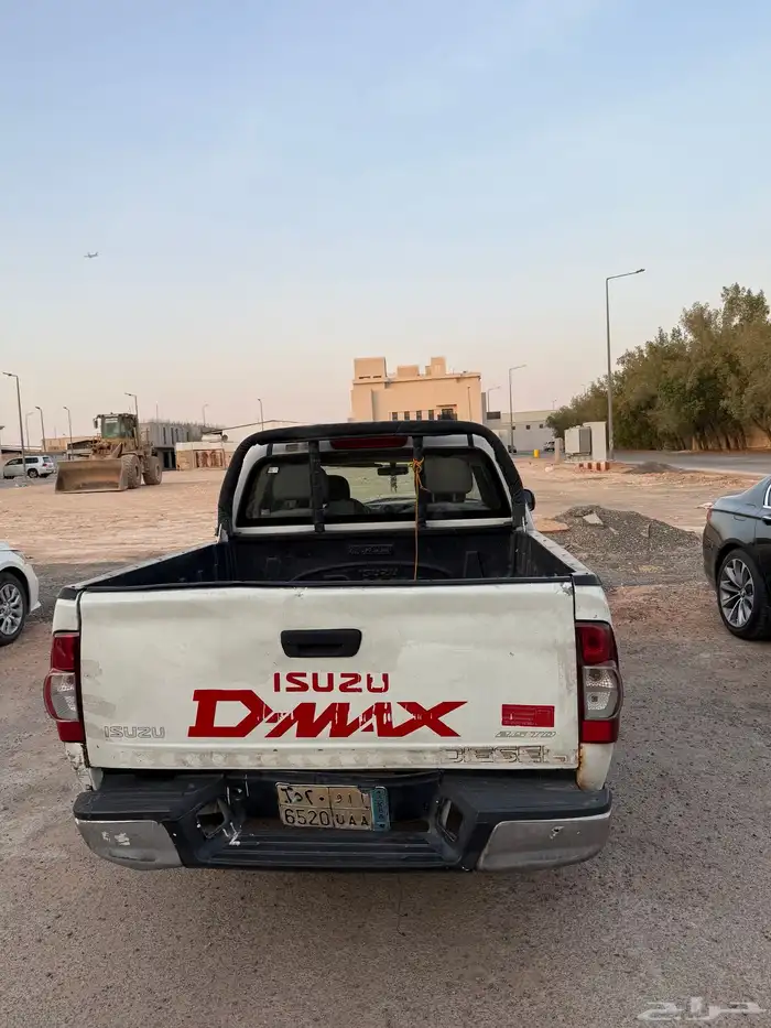 ايسوزو ديماكس 2007 4