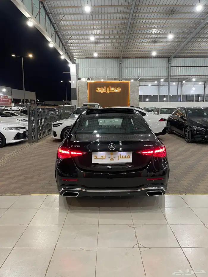 مرسيدس C300 موديل 2023 فل كامل 7