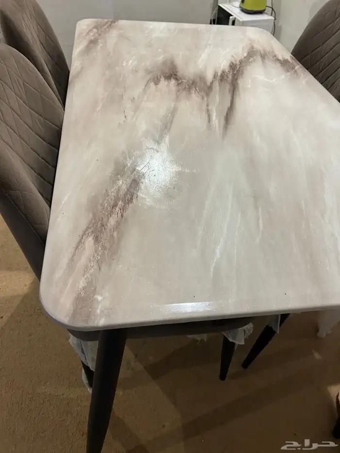 Dinning Table 4 Seater with chair good finished like new 2