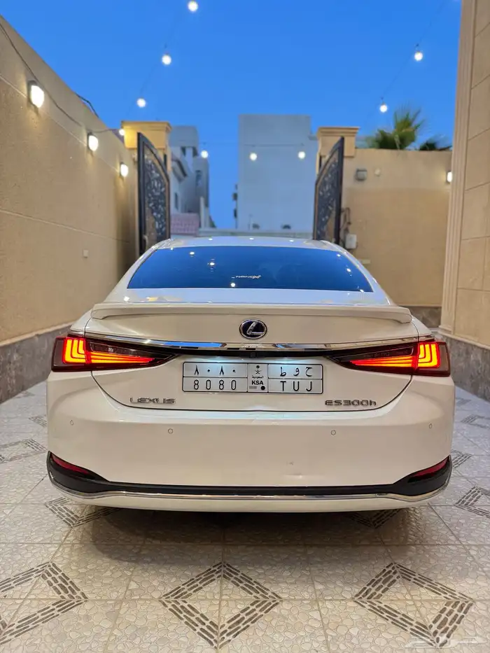 لكزس ES300h 2021 اخو الجديد 5