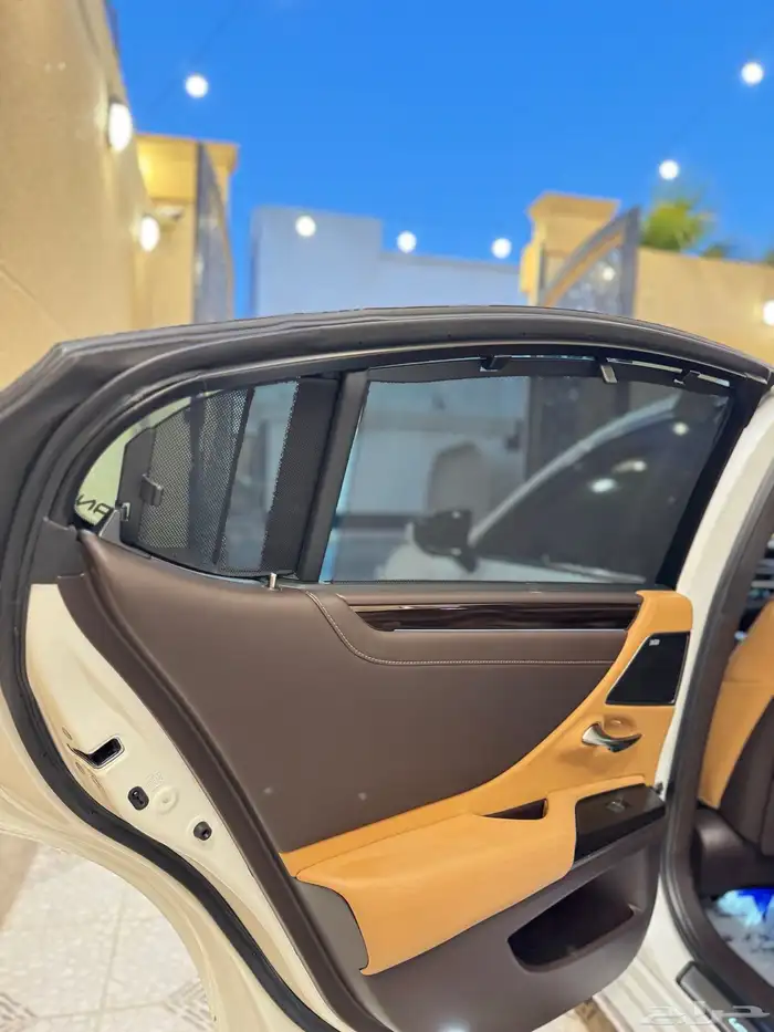 لكزس ES300h 2021 اخو الجديد 22