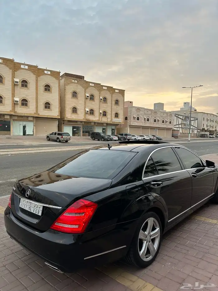 مرسيدس جفالي s300 2012 لاررج بحالة الوكالة 9