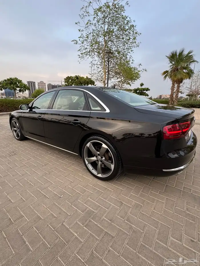 اودي A8 2012 بودي بلد على الشرط 0