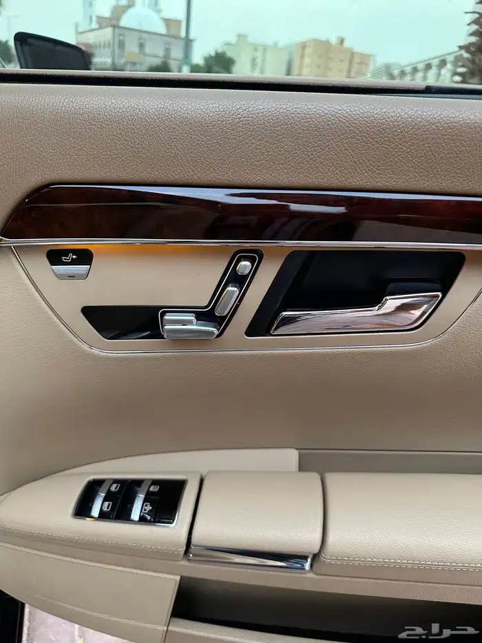 مرسيدس جفالي s300 2012 لاررج بحالة الوكالة 38