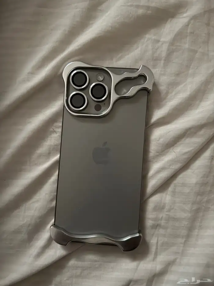 ايفون 15 برو ماكس 256 بطاريه 100 1