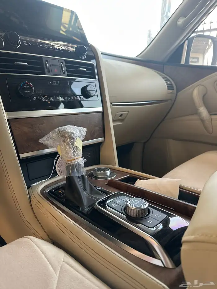 للبيع نيسان SE2 2022 9