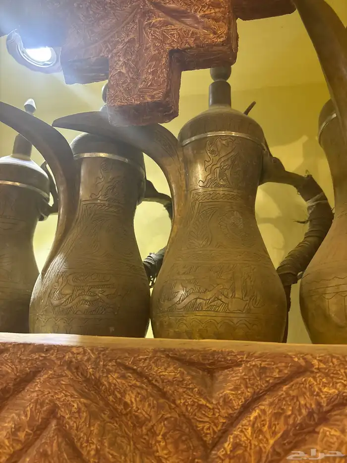 اطقم دلال قديمه للبيع 3