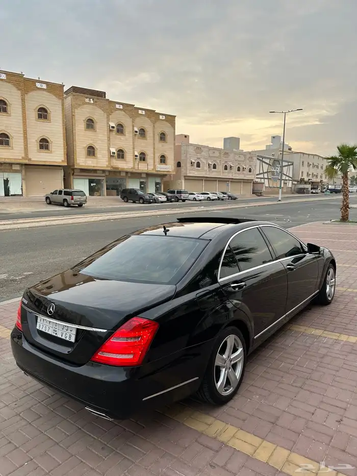 مرسيدس جفالي s300 2012 لاررج بحالة الوكالة 20
