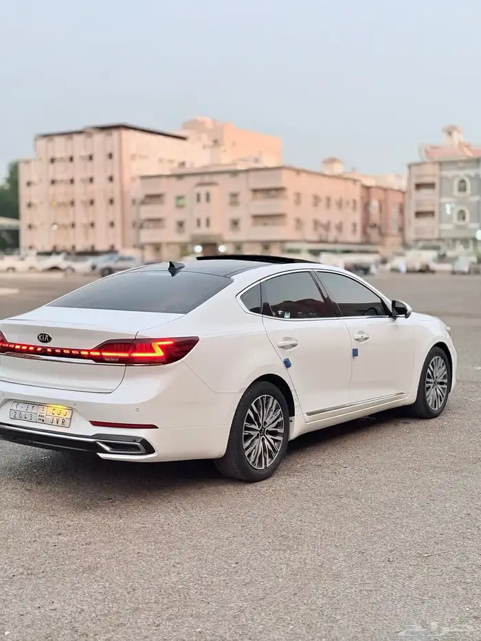 كيا K7 كادينزا موديل 2020 مالك اول بودي وكالة ممشى قليل 4
