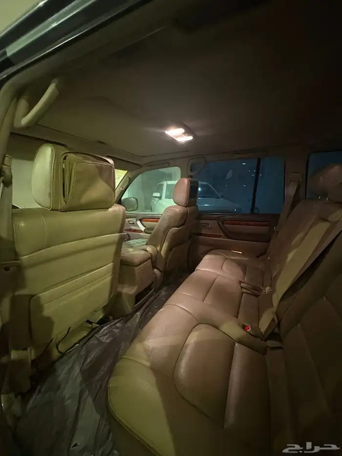 لكزس LX470 موديل 2001 15